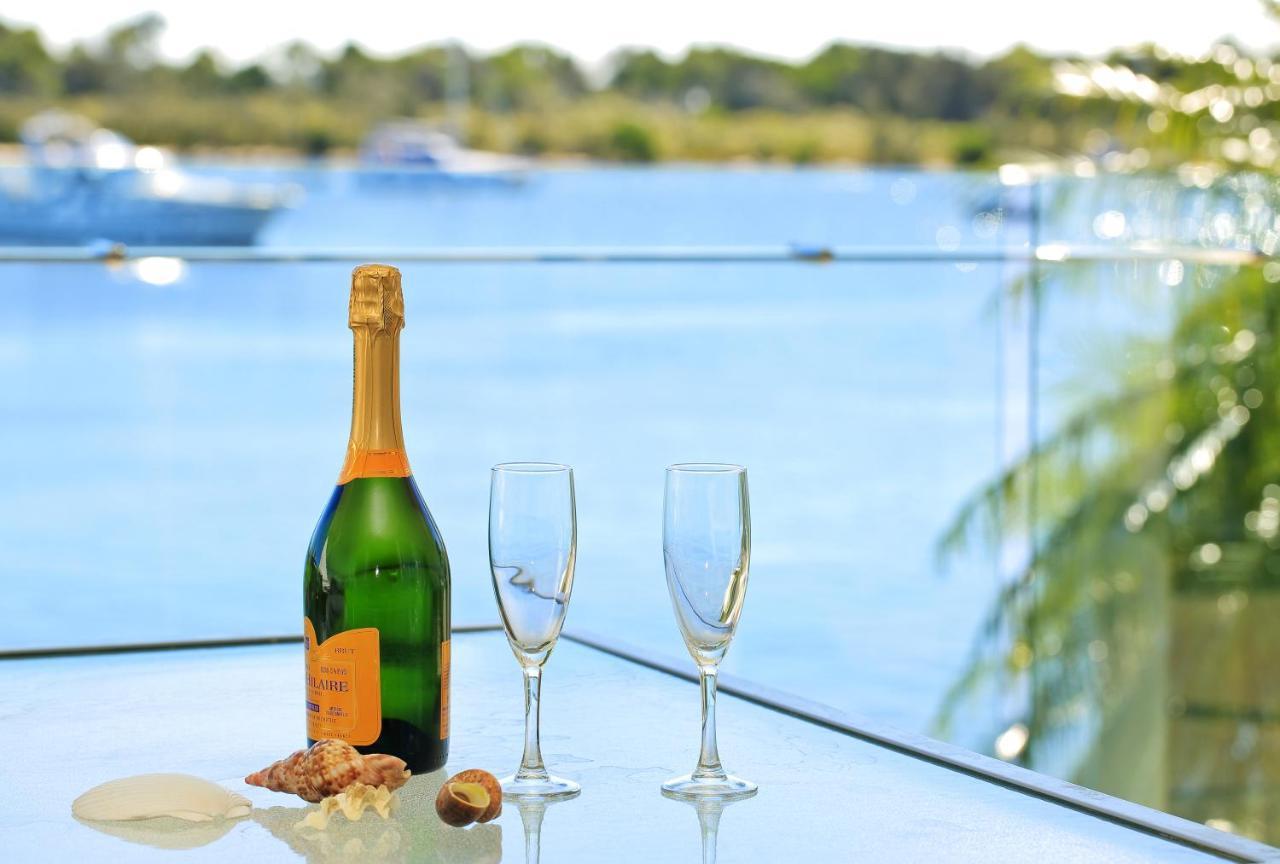 Noosa Quays Waterfront Accomodation Noosa Heads Exterior foto